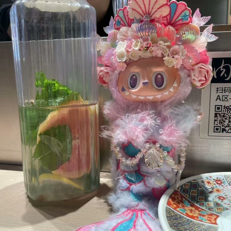 Enchanted Mermaid Labubu Doll Outfit – Handcrafted, Whimsical & Poseable Plush Set - Image 4