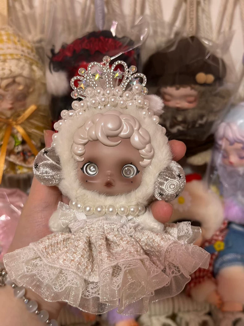SkullPandy Winter Symphony Outfit – Elegant Lace & Pearl Doll Attire for Collectors - Image 1