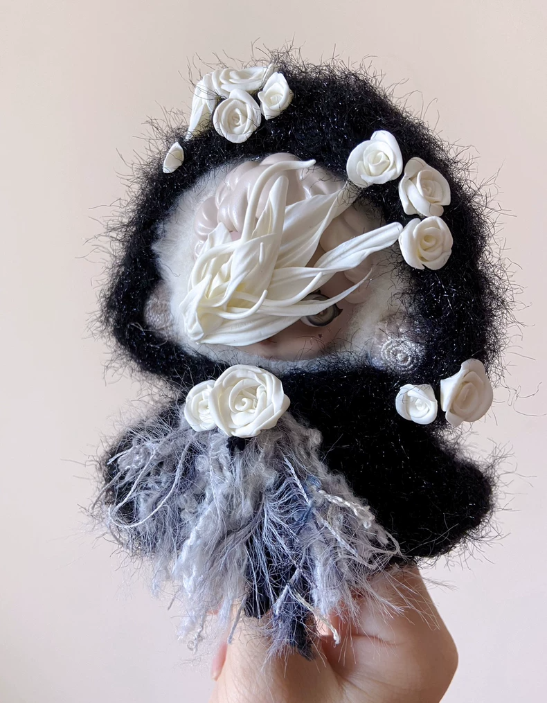 Skullpanda Plush Outfit for Collectible Figures - Elegant Black & White Doll Clothes with Metallic Accents - Image 4