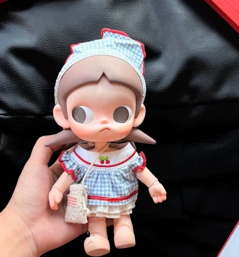 Charming BJD Doll Picnic Outfit - Cherry Embroidered Plaid Dress Set with Headband & Knit Bag for Zsiga Dolls - Image 1
