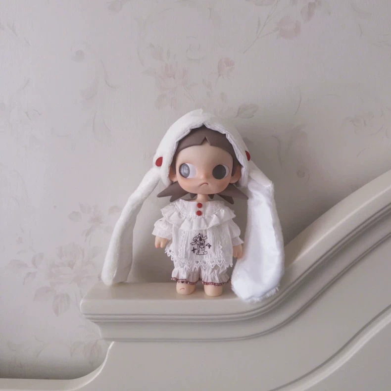 Charming White Lace OB22 BJD Outfit with Plush Rabbit Hat - Elegant & Playful Doll Clothes for Collectors - Image 4