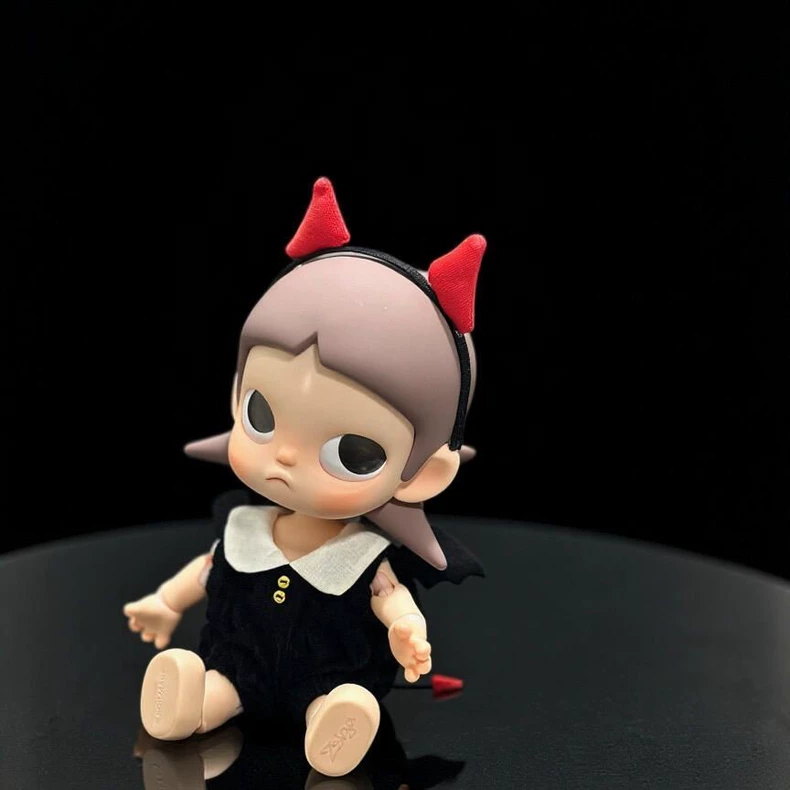 Zsiga BJD 1/8 Devil Outfit - Black Jumpsuit with Red Horns & Wings for Stylish Doll Collectors - Image 5