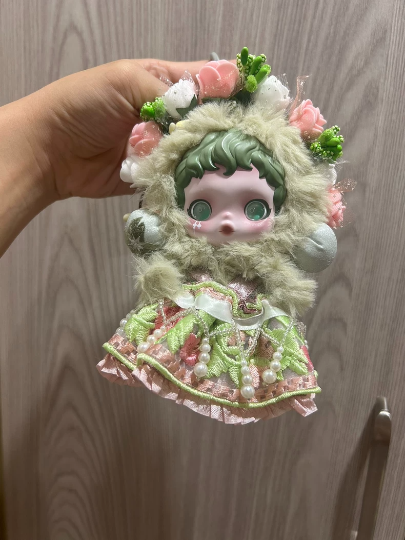 Whimsical Skullpanda Floral Outfit – Pastel Elegance with Detachable Flower Crown & Pearl Details - Image 3