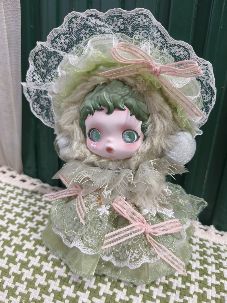 Elegant Pastel Green Skullpanda Doll Outfit with Lace & Faux Fur - Whimsical Fashion Collectible - Image 3