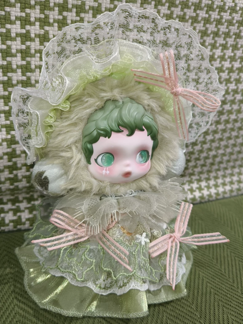Elegant Pastel Green Skullpanda Doll Outfit with Lace & Faux Fur - Whimsical Fashion Collectible - Image 6