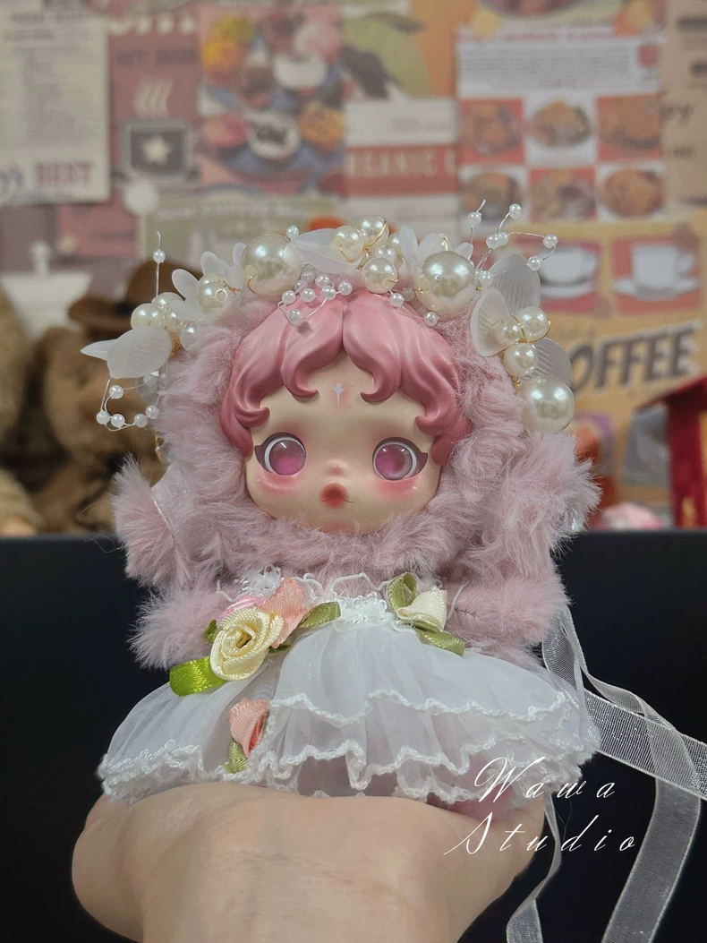 Enchanted Fairy-Tale Doll Outfit for Skullpanda – Floral Tulle Skirt & Faux Fur Hood - Image 3