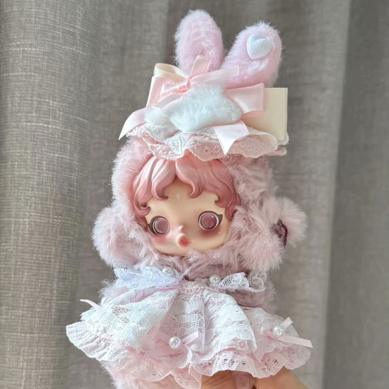 Enchanting Skullpanda Winter Joy Outfit – Delicate Lace & Plush Pink Elegance for Dynamic Doll Posing - Image 1