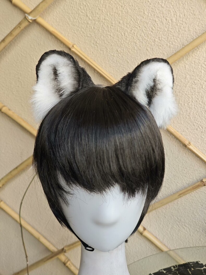 Fluffy Snow Leopard Ears Headband – Plush & Realistic - Image 3