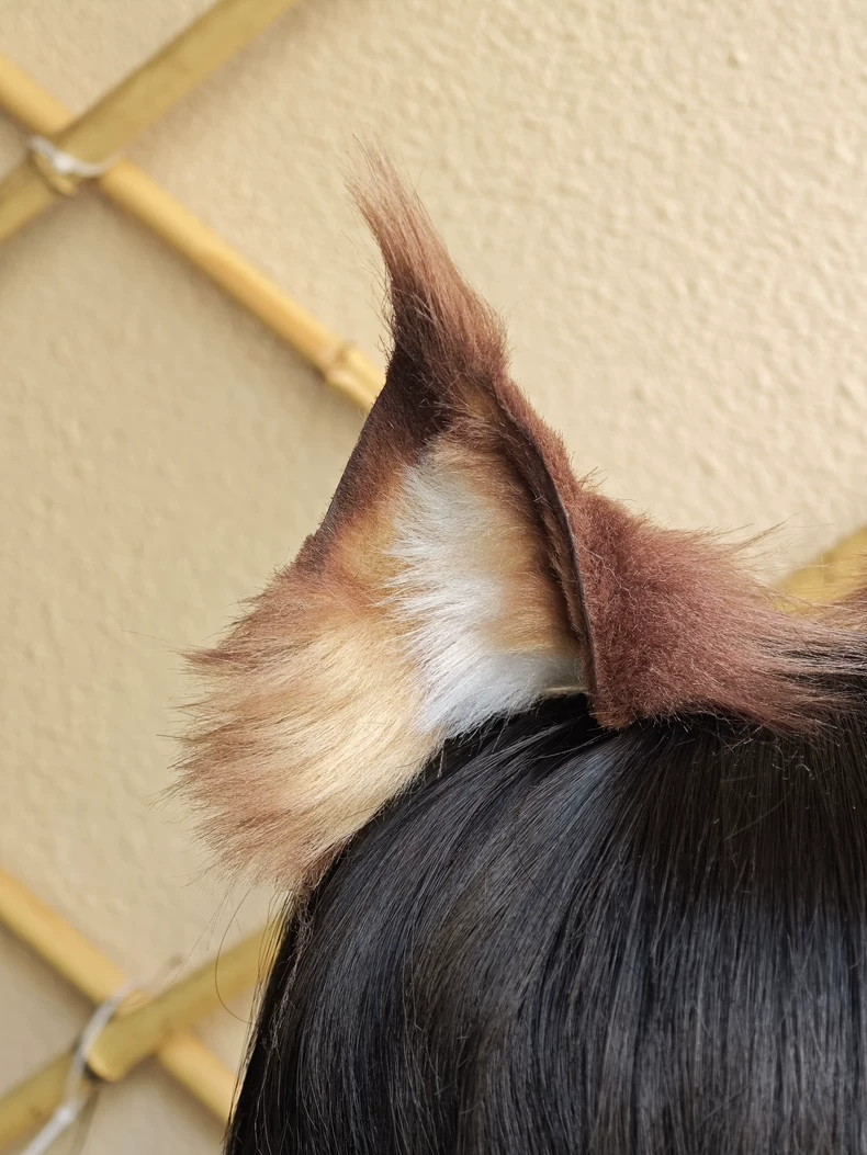 Realistic Plush Cat Ears – Handmade Faux Fur Hairpiece - Image 1
