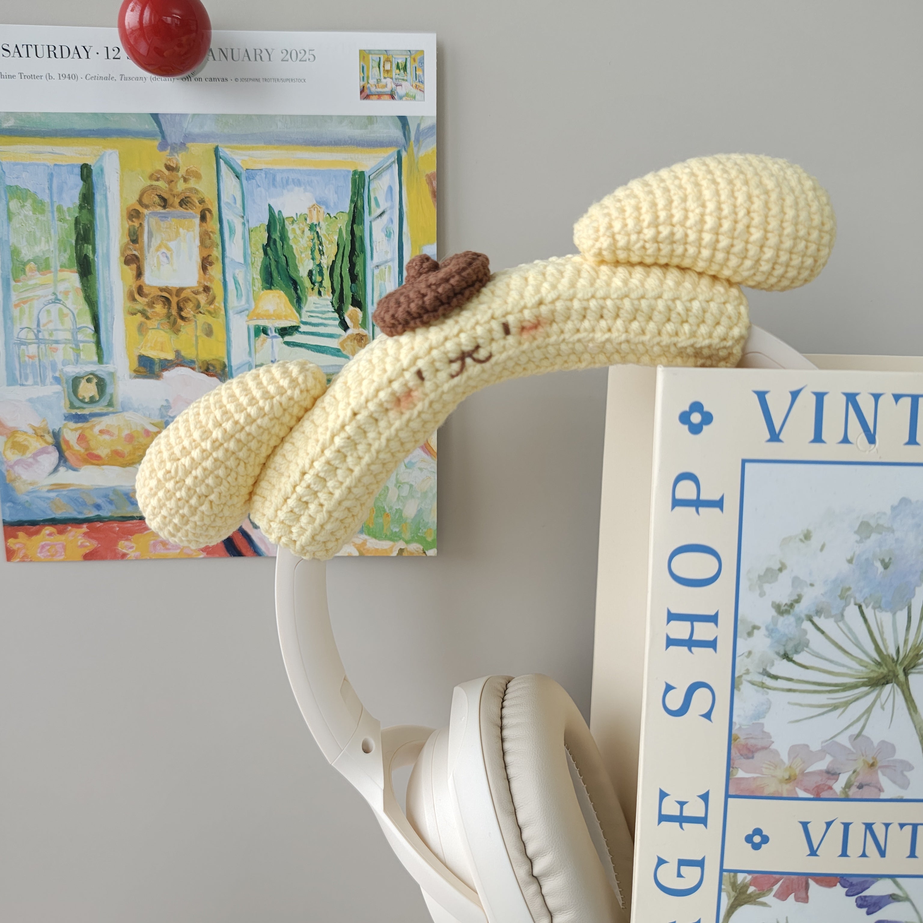 Pompompurin-Inspired Crochet Headphone Cover