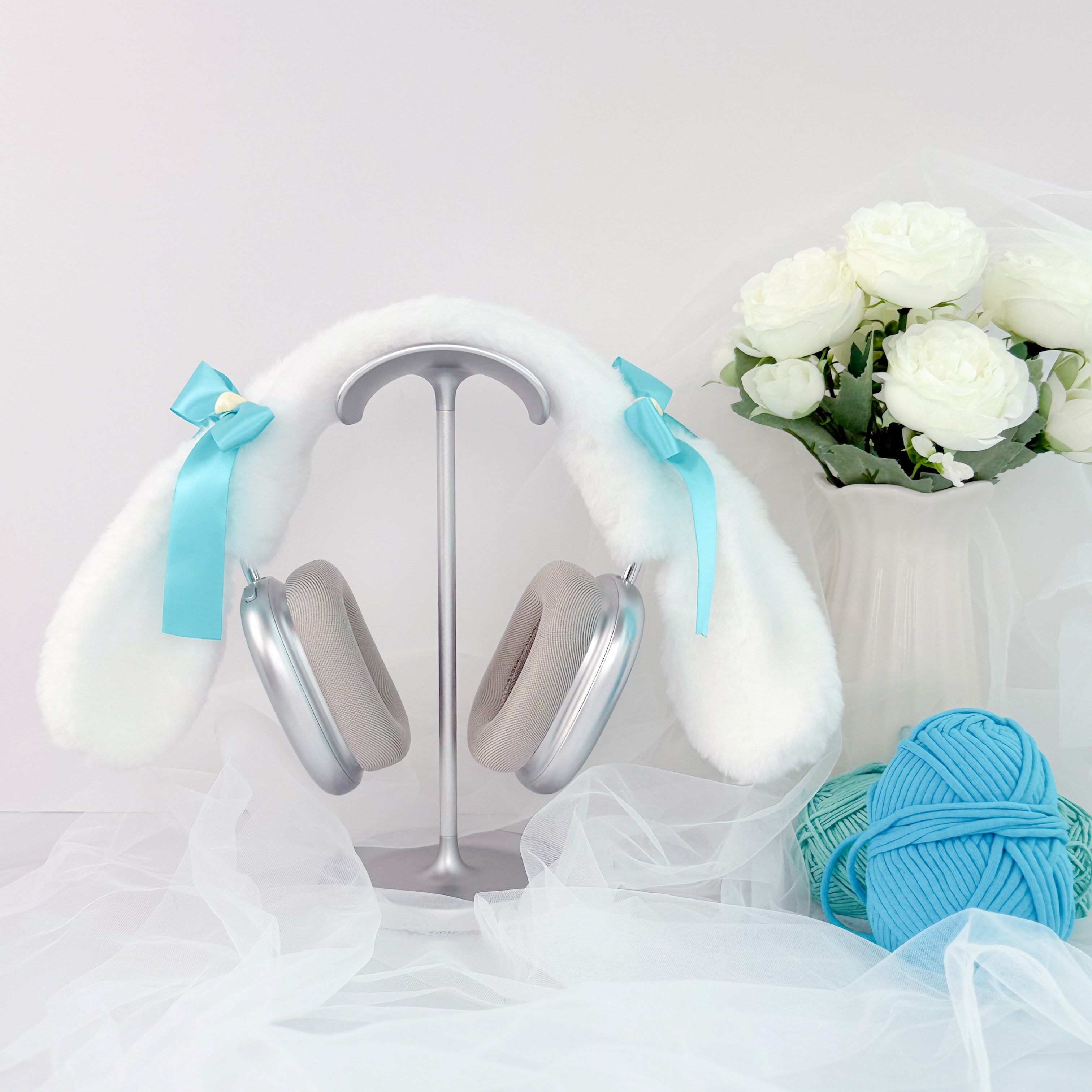 Handmade Cinnamoroll Bunny Ear Headphone Cover with Miku Green Ribbons