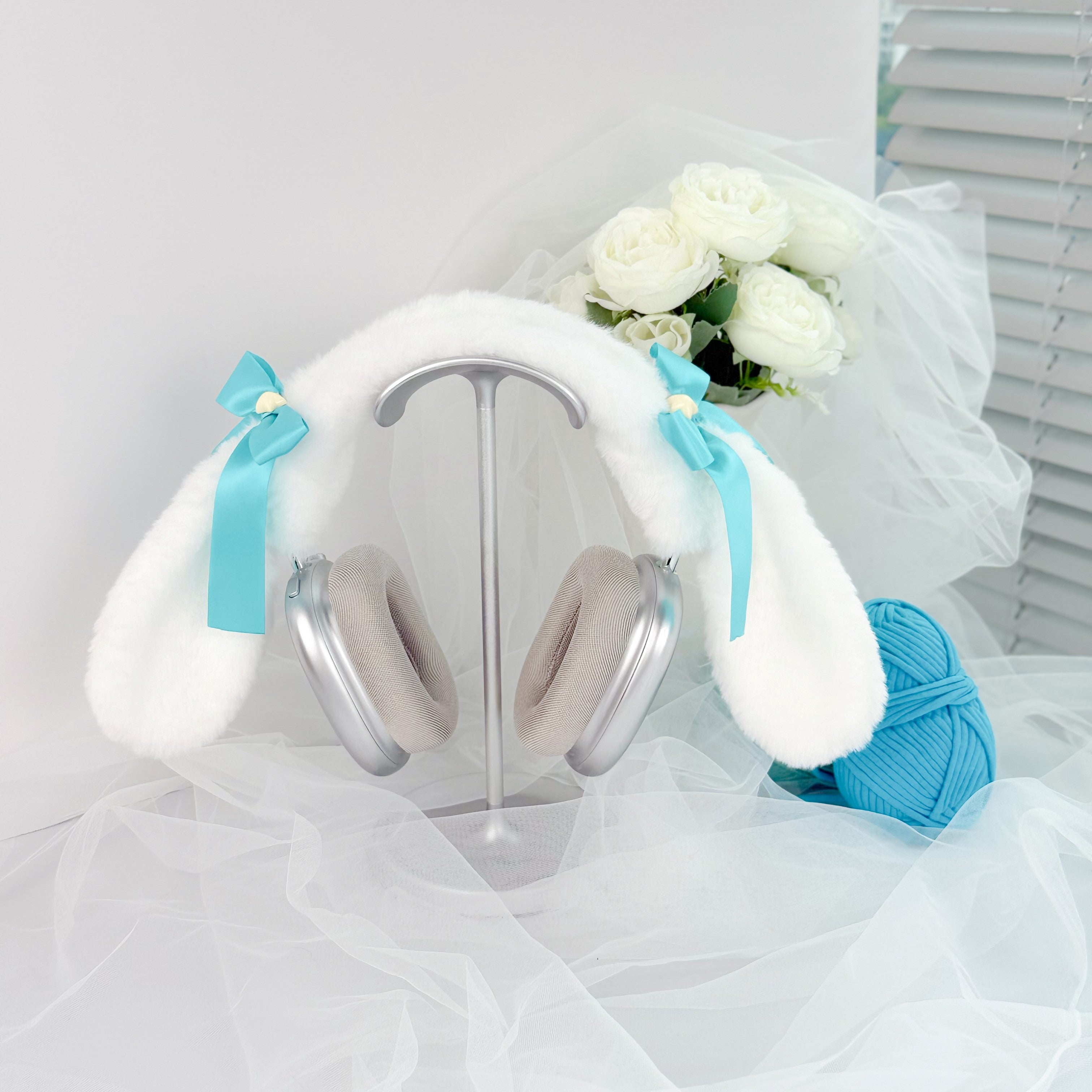 Handmade Cinnamoroll Bunny Ear Headphone Cover with Miku Green Ribbons