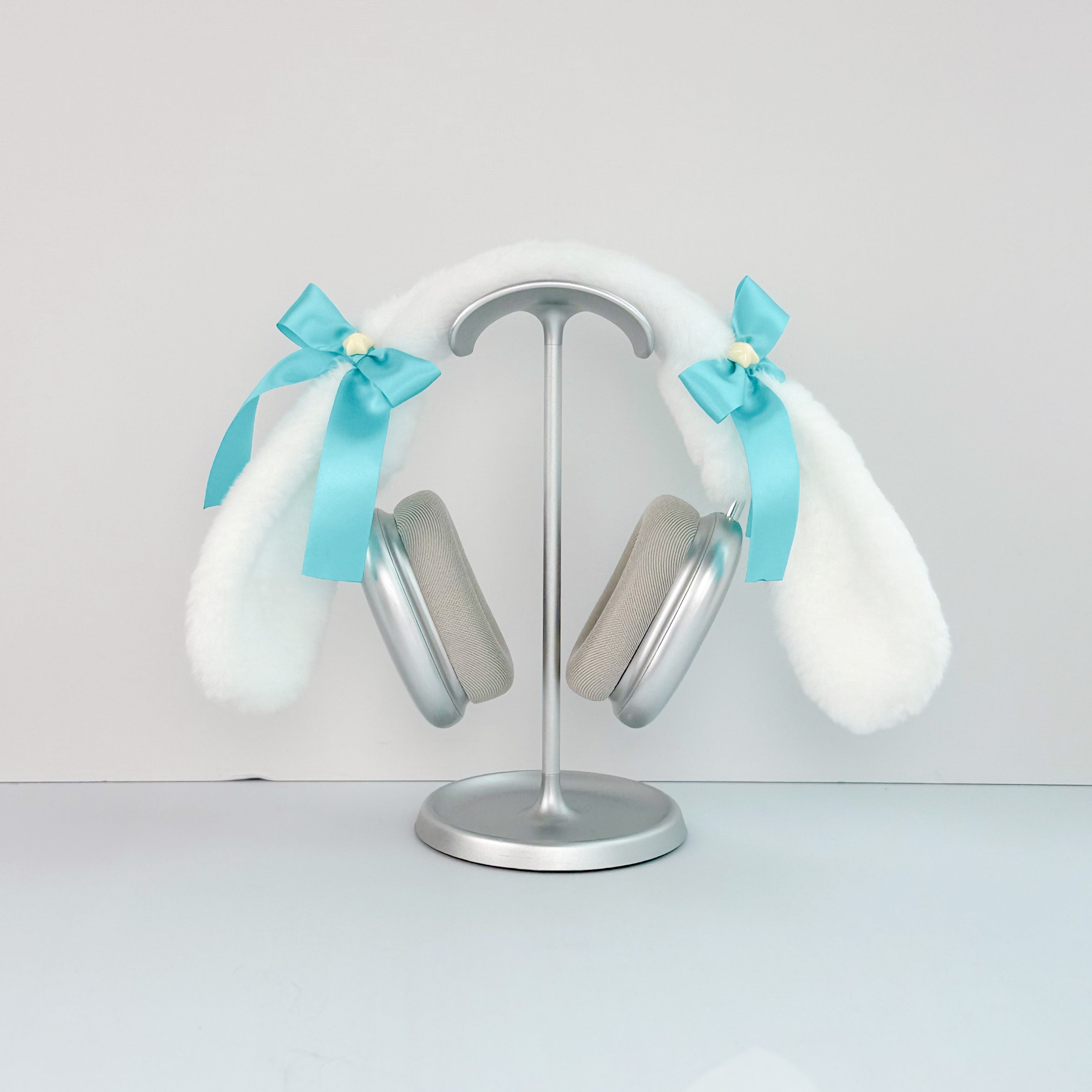 Handmade Cinnamoroll Bunny Ear Headphone Cover with Miku Green Ribbons