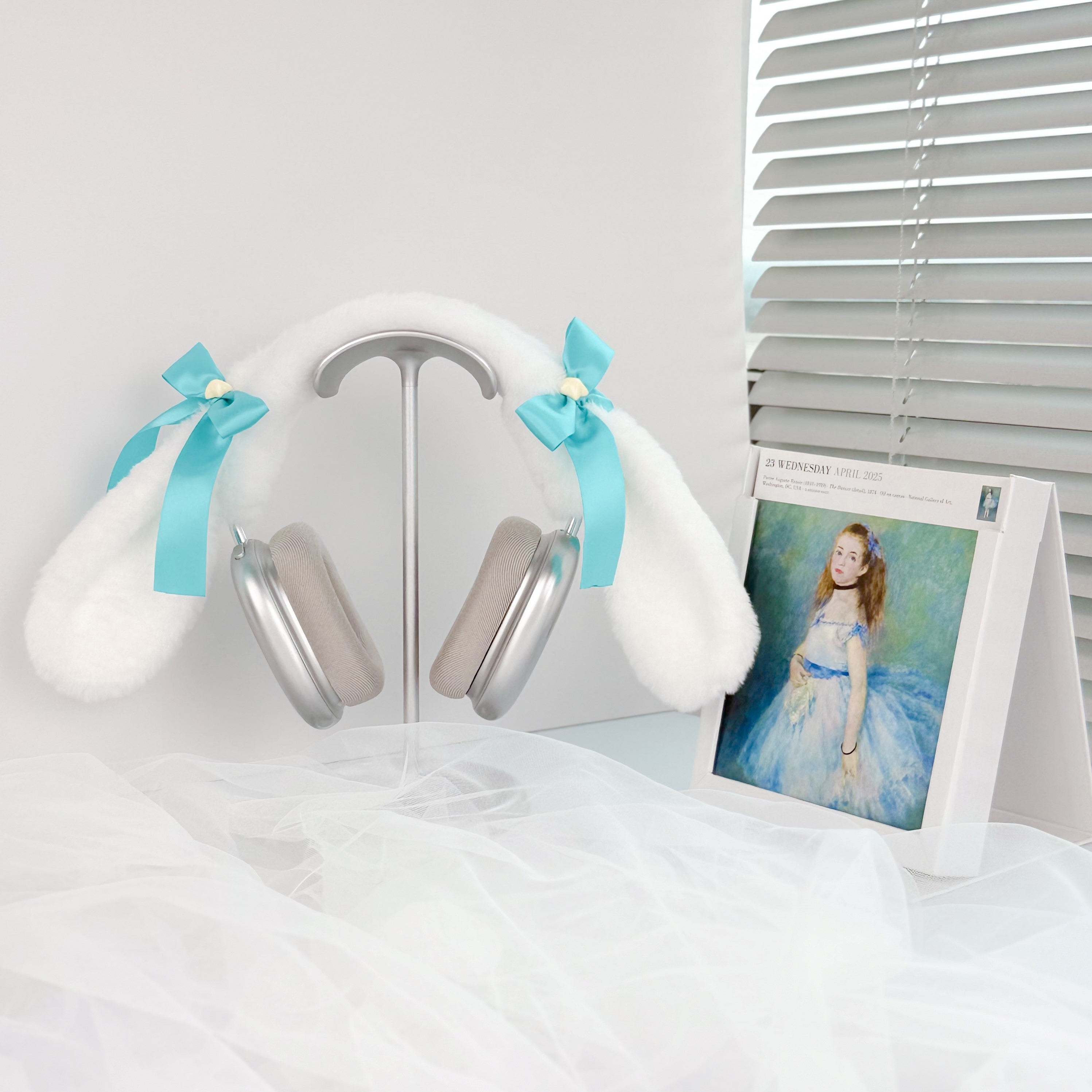 Handmade Cinnamoroll Bunny Ear Headphone Cover with Miku Green Ribbons