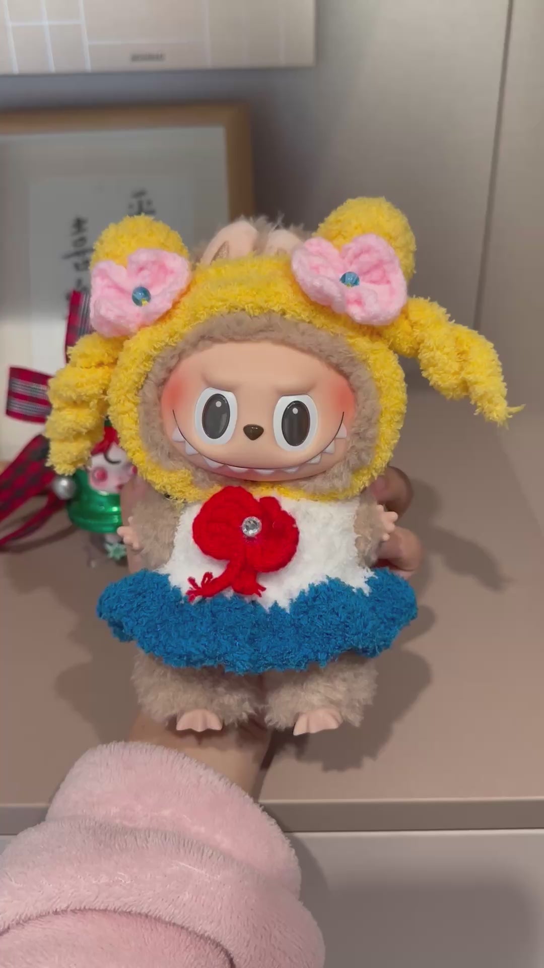 Handmade Labubu Doll Outfit: Cozy Hat, Vibrant Dress & Detachable Accessories for Imaginative Play - Video 1