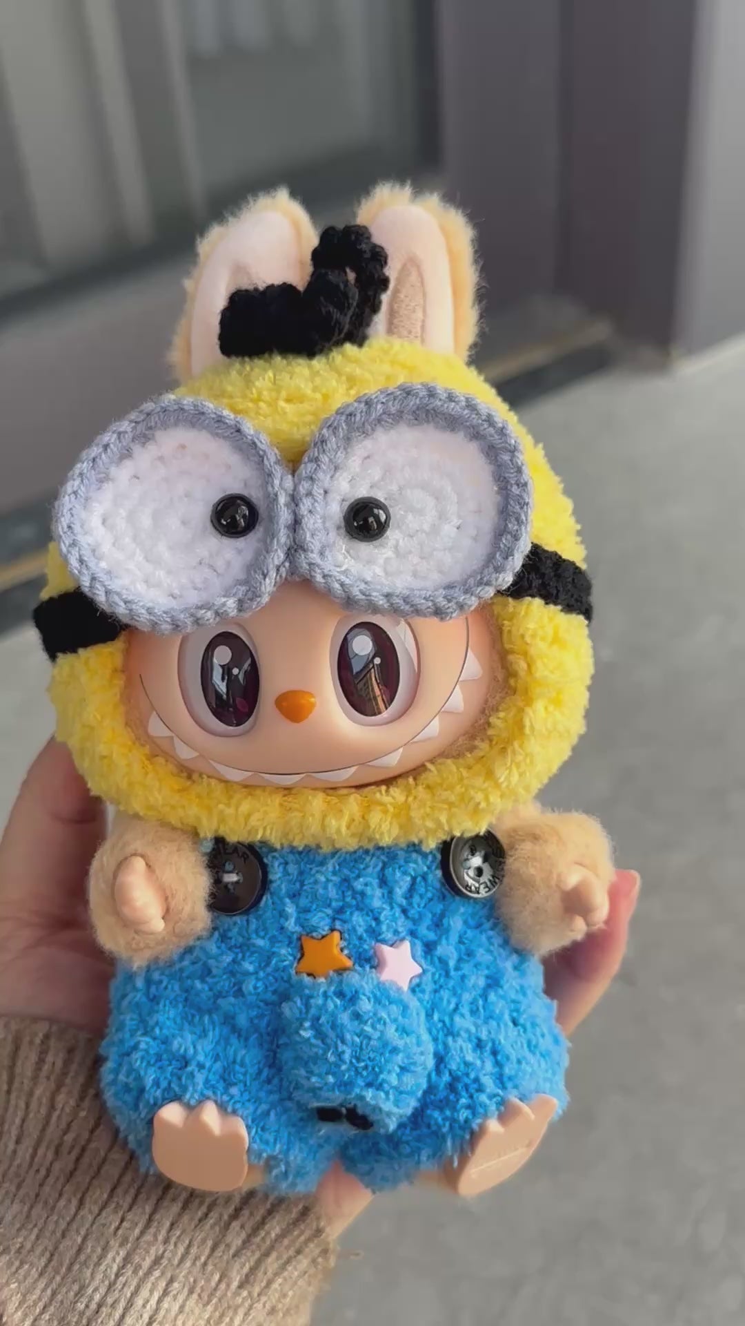 Whimsical LABUBU Minion Plush Doll – Playful Yellow Hat & Starry Blue Jumpsuit – Collectible & Adorable! - Video 1