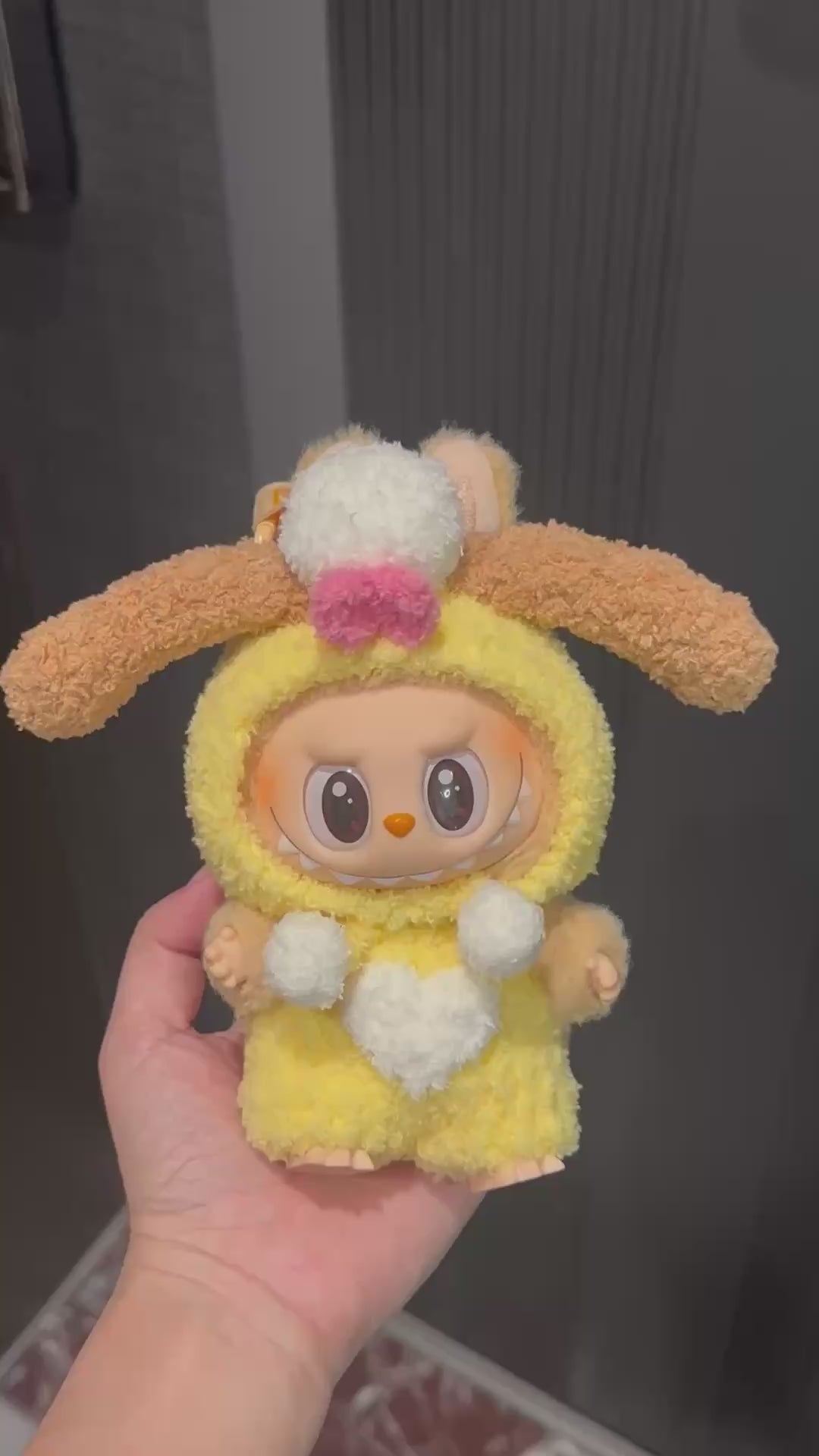 Cozy Bunny Labubu Outfit – Plush Yellow Bodysuit with Fluffy Pom-Poms & Adorable Ears - Video 1