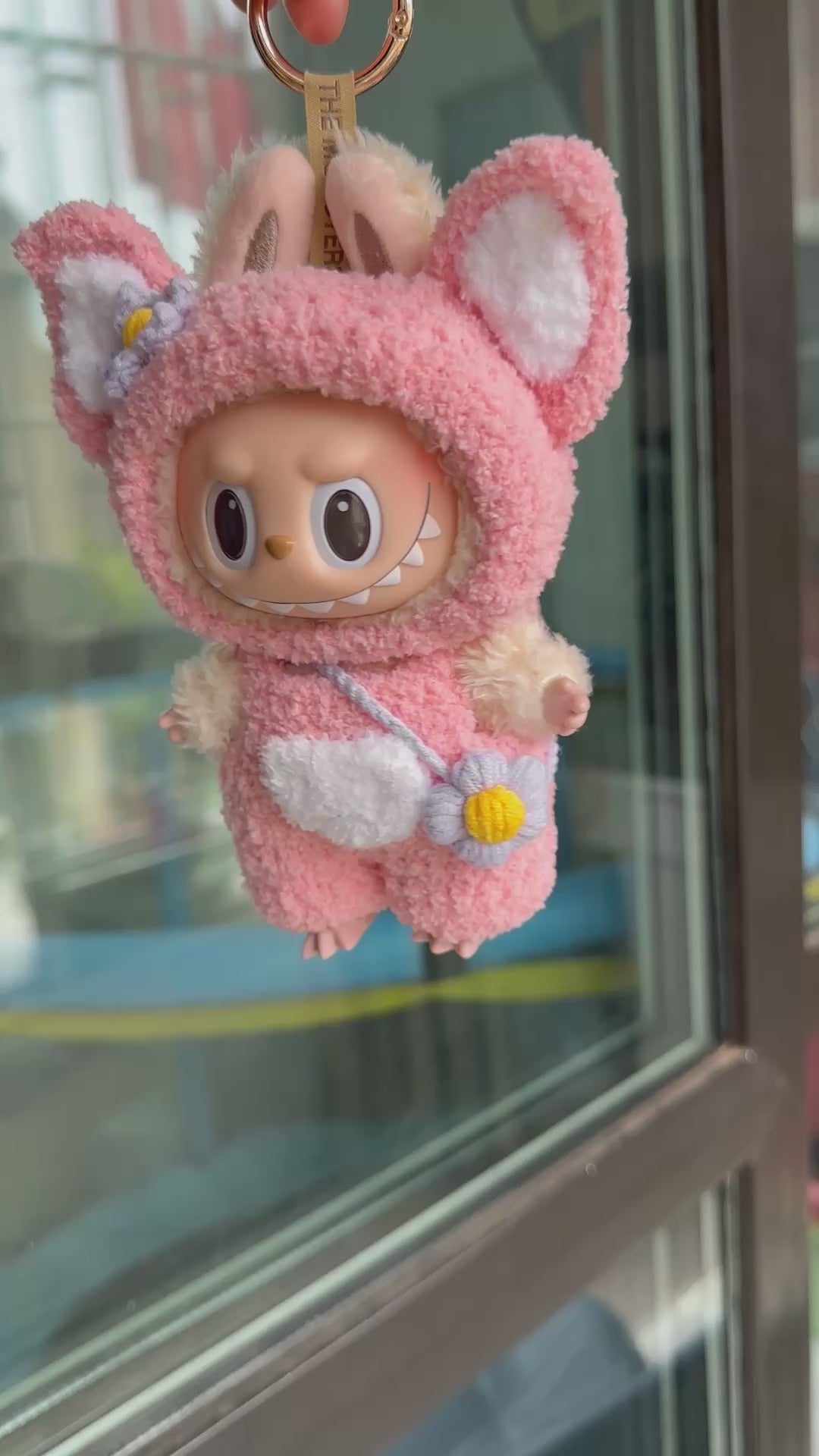 Charming Pastel Pink Labubu Doll Outfit – Plush Hat, Overalls & Bag for POPMART Collectibles - Video 1