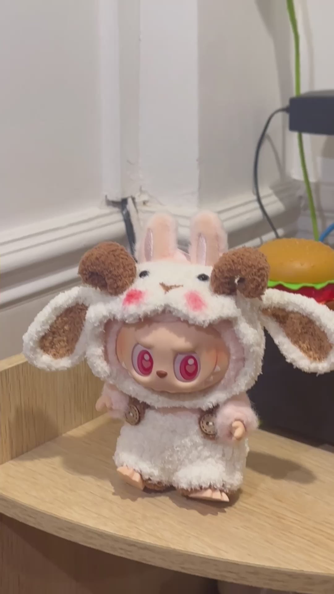 Charming LABUBU Bunny Outfit: Plush Jumpsuit & Headpiece for Collectible Dolls – Soft, Durable & Whimsical! - Video 1