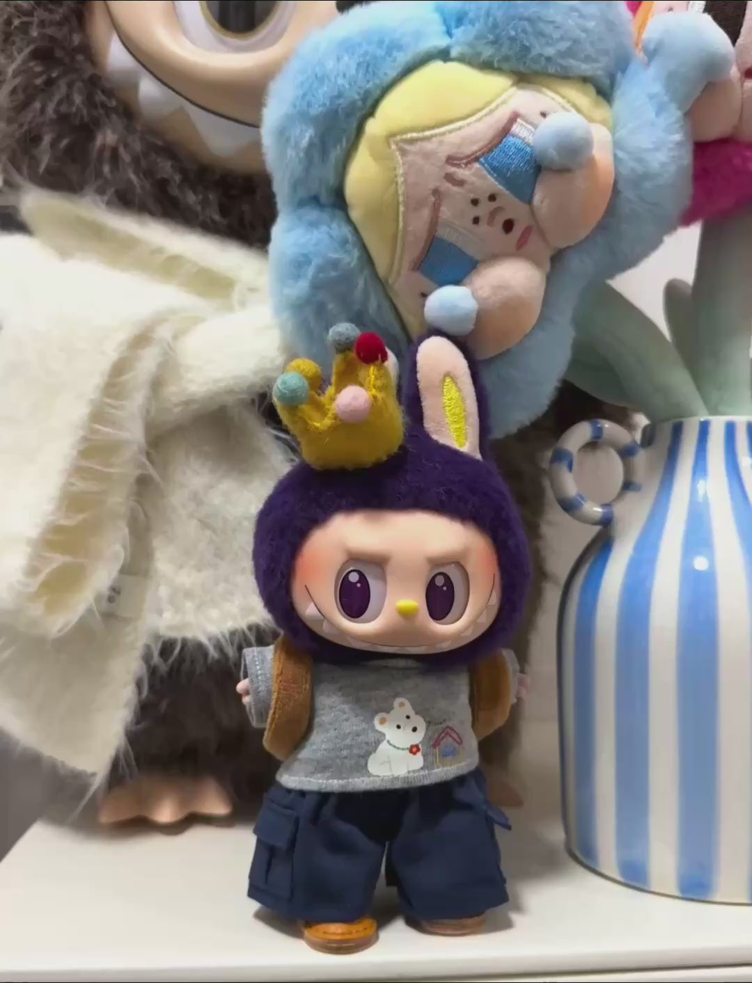 Charming Labubu Doll Outfit: Crown, Bear Print Sweater & Navy Pants – Premium Collectible Playwear - Video 1